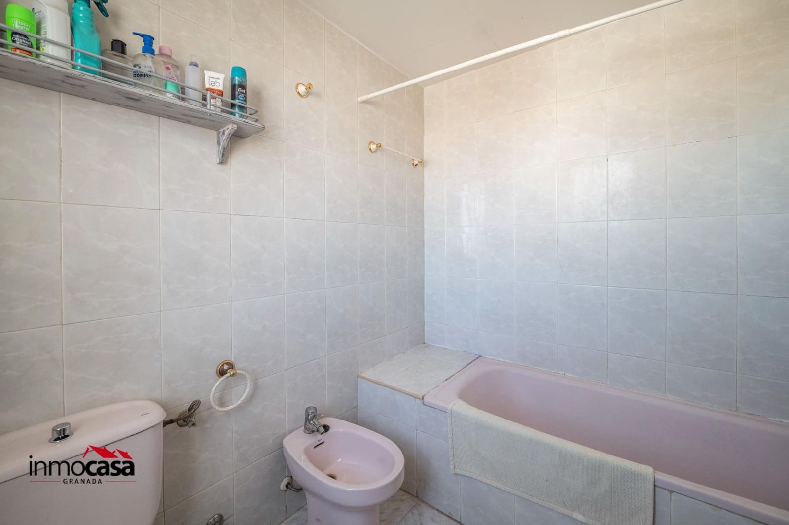 3 soveværelse Villa til salg i La Zubia med swimmingpool garage - € 272.000 (Ref: 9791201)