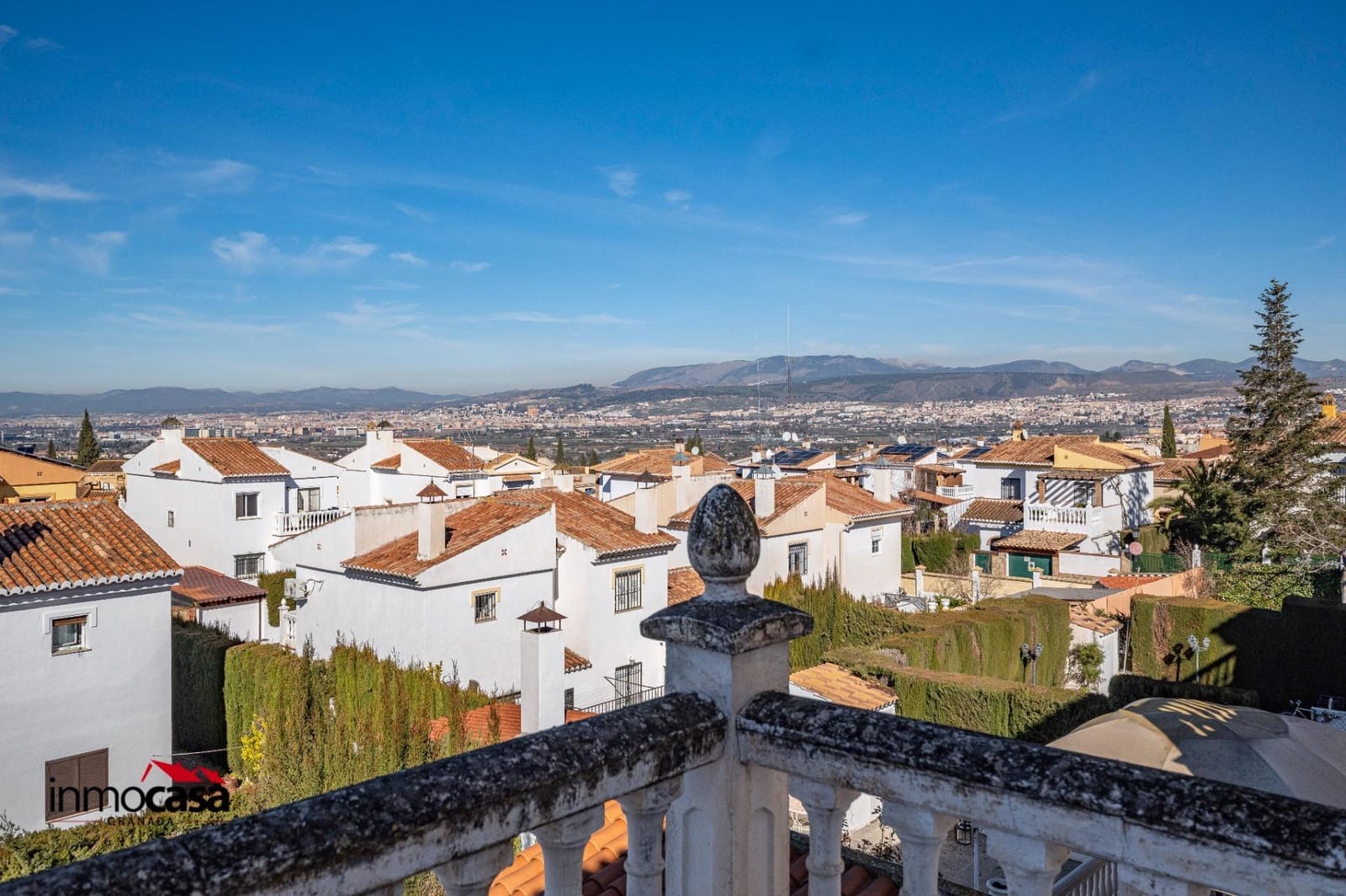 3 soveværelse Villa til salg i La Zubia med swimmingpool garage - € 272.000 (Ref: 9791201)