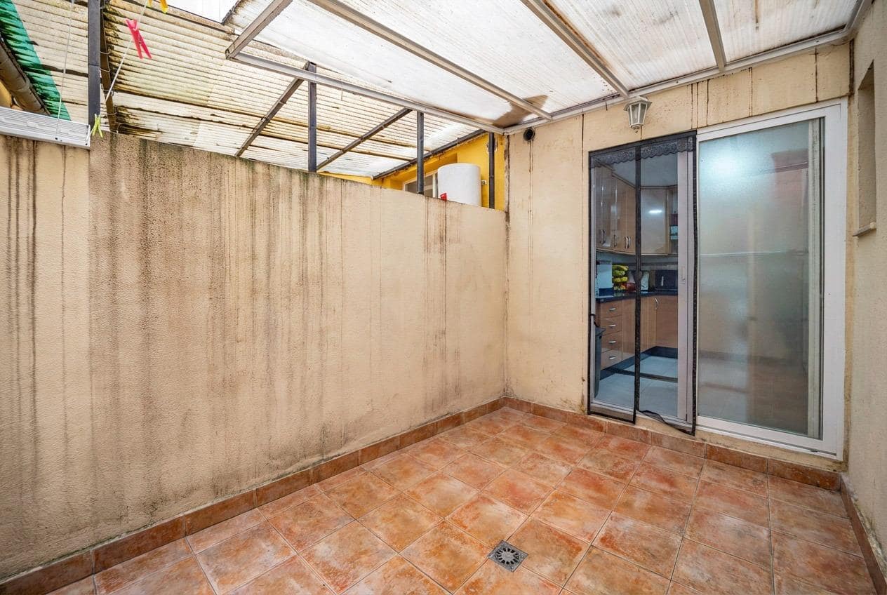 2 bedroom Flat for sale in Cenes de la Vega - € 124,900 (Ref: 9791202)