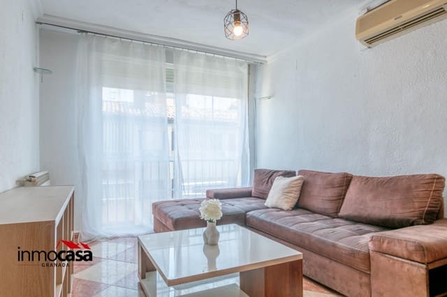3 Zimmer Wohnung zu verkaufen in Granada Stadt - 139.000 € (Ref: 9794817)