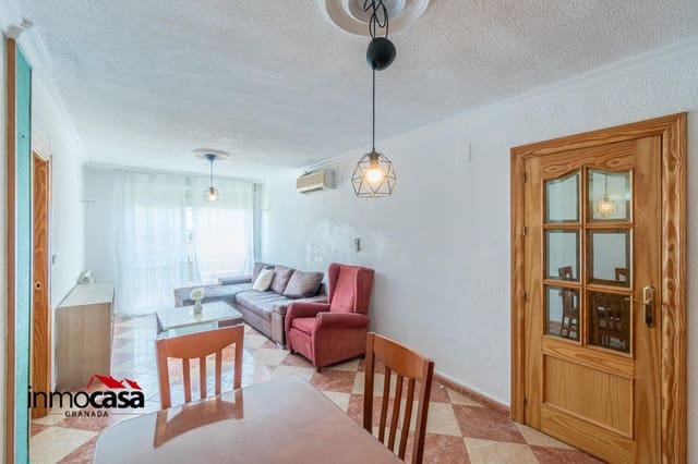3 Zimmer Wohnung zu verkaufen in Granada Stadt - 139.000 € (Ref: 9794817)