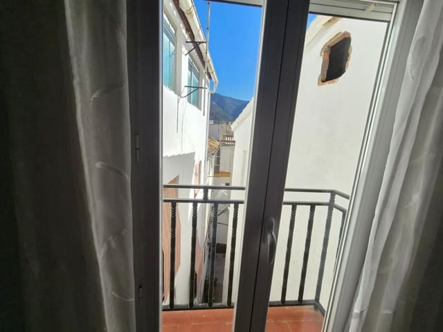 Piso de 2 habitaciones en Güéjar Sierra en alquiler - 475 € (Ref: 9794820)