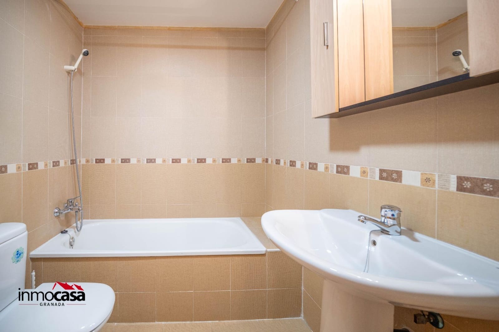 1 Zimmer Wohnung zu verkaufen in Las Gabias mit Garage - 105.000 € (Ref: 9812270)