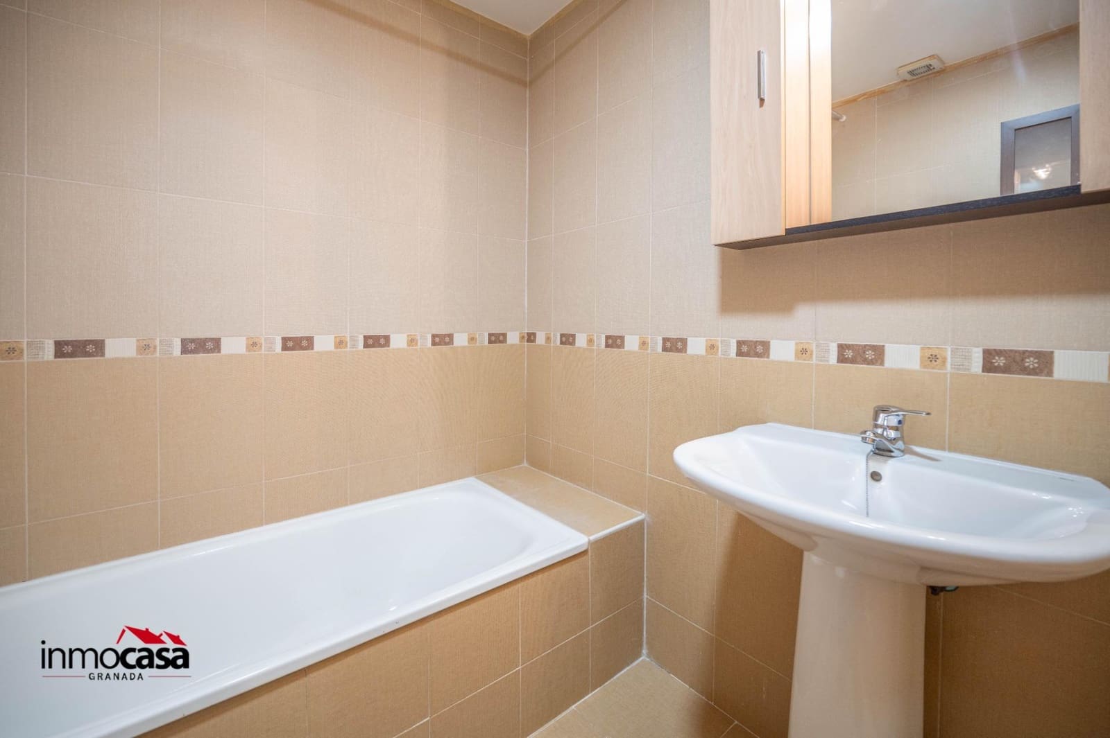 1 Zimmer Wohnung zu verkaufen in Las Gabias mit Garage - 105.000 € (Ref: 9812270)