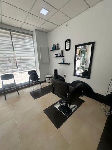 Comercial para arrendar em Zaidin, Granada cidade - 408 € (Ref: 9818380)