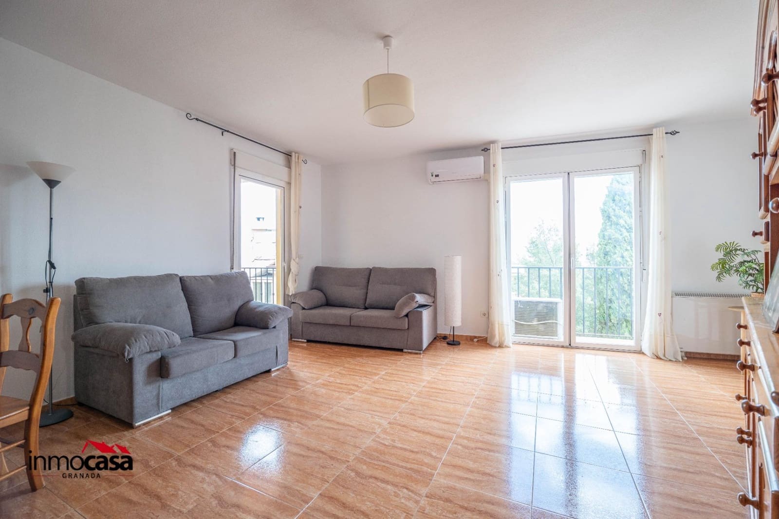 3 bedroom Flat for sale in Ogijares with garage - € 219,900 (Ref: 9820643)