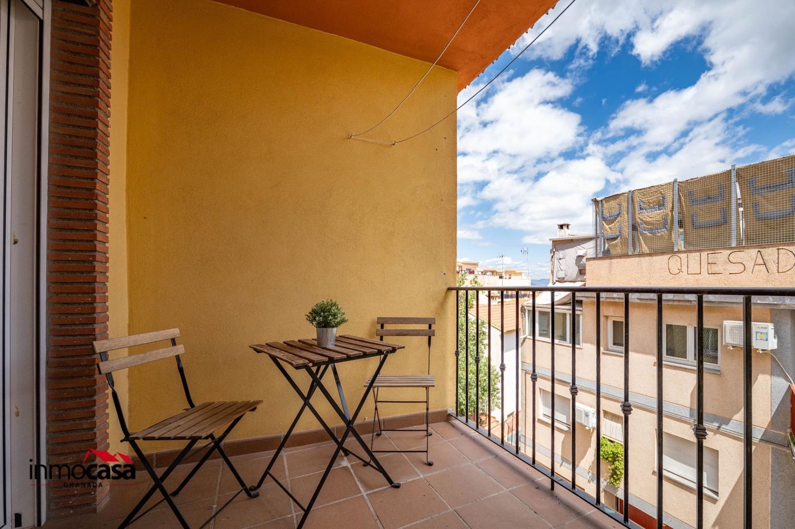 3 bedroom Flat for sale in Ogijares with garage - € 219,900 (Ref: 9820643)