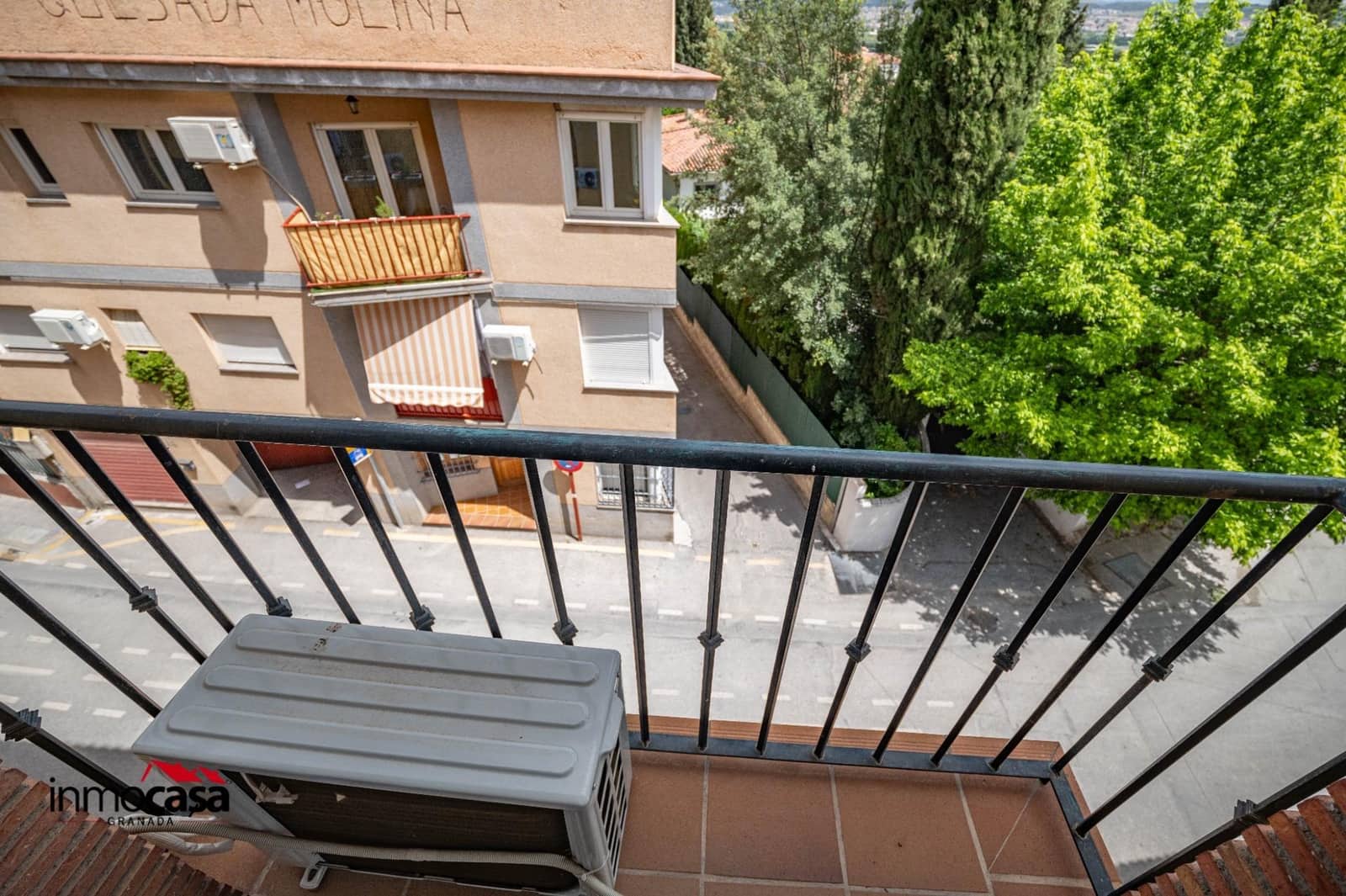 3 bedroom Flat for sale in Ogijares with garage - € 219,900 (Ref: 9820643)