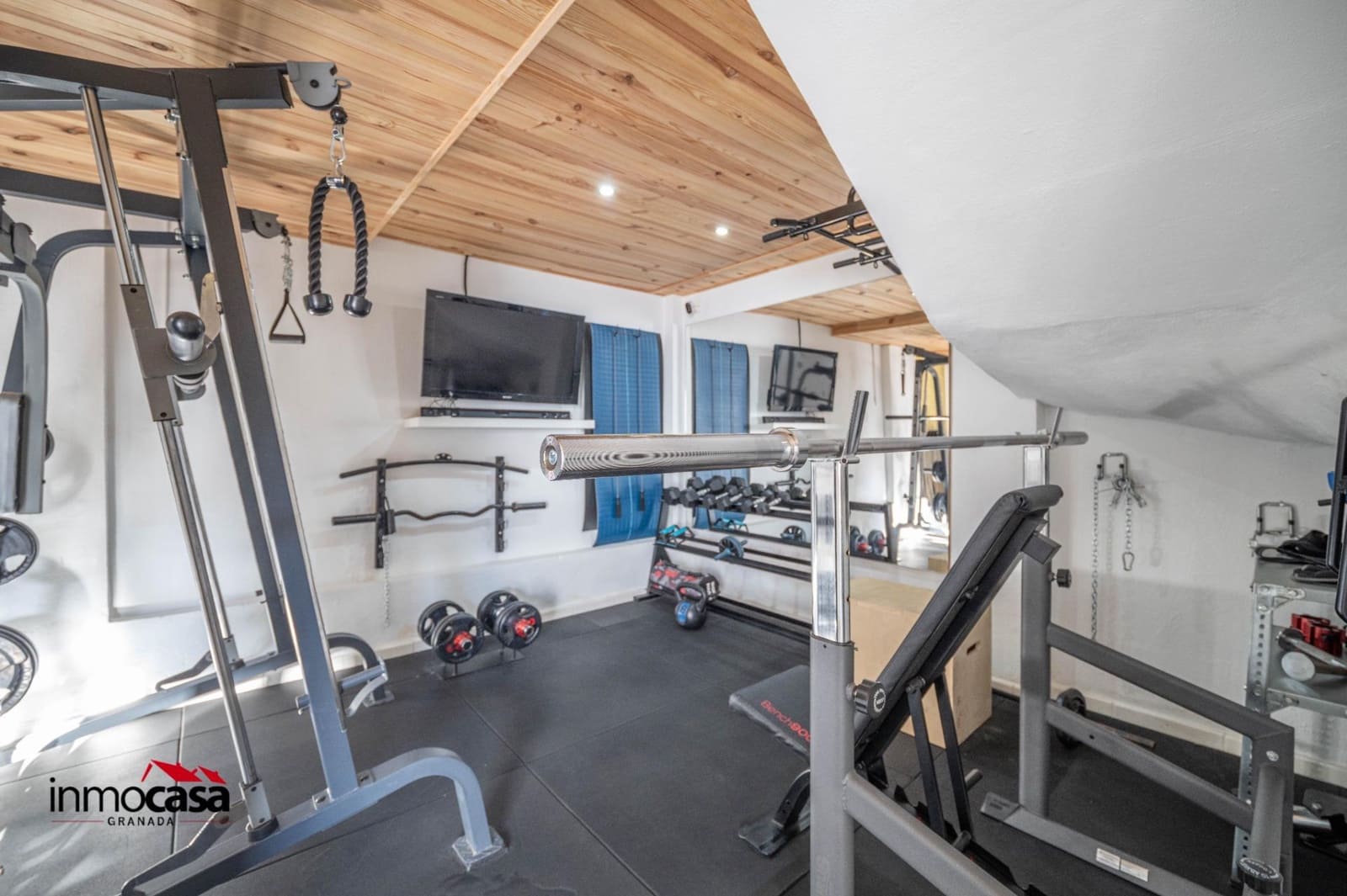 3 soveværelse Rækkehus til salg i Ambroz med garage - € 260.000 (Ref: 9823044)