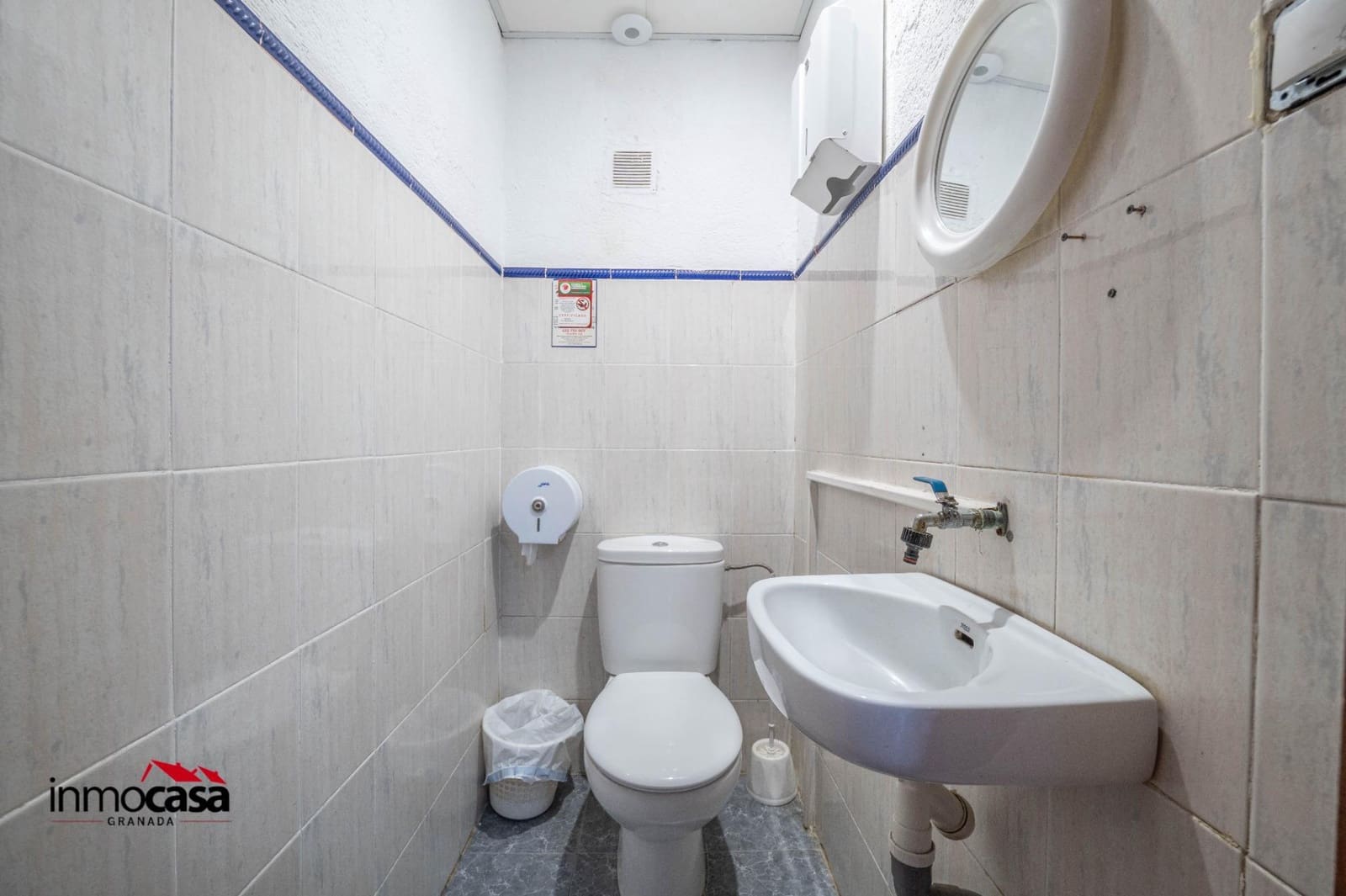 Business for sale in Armilla - € 100,000 (Ref: 9823045)