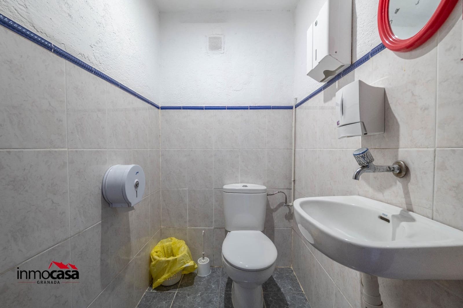 Business for sale in Armilla - € 100,000 (Ref: 9823045)