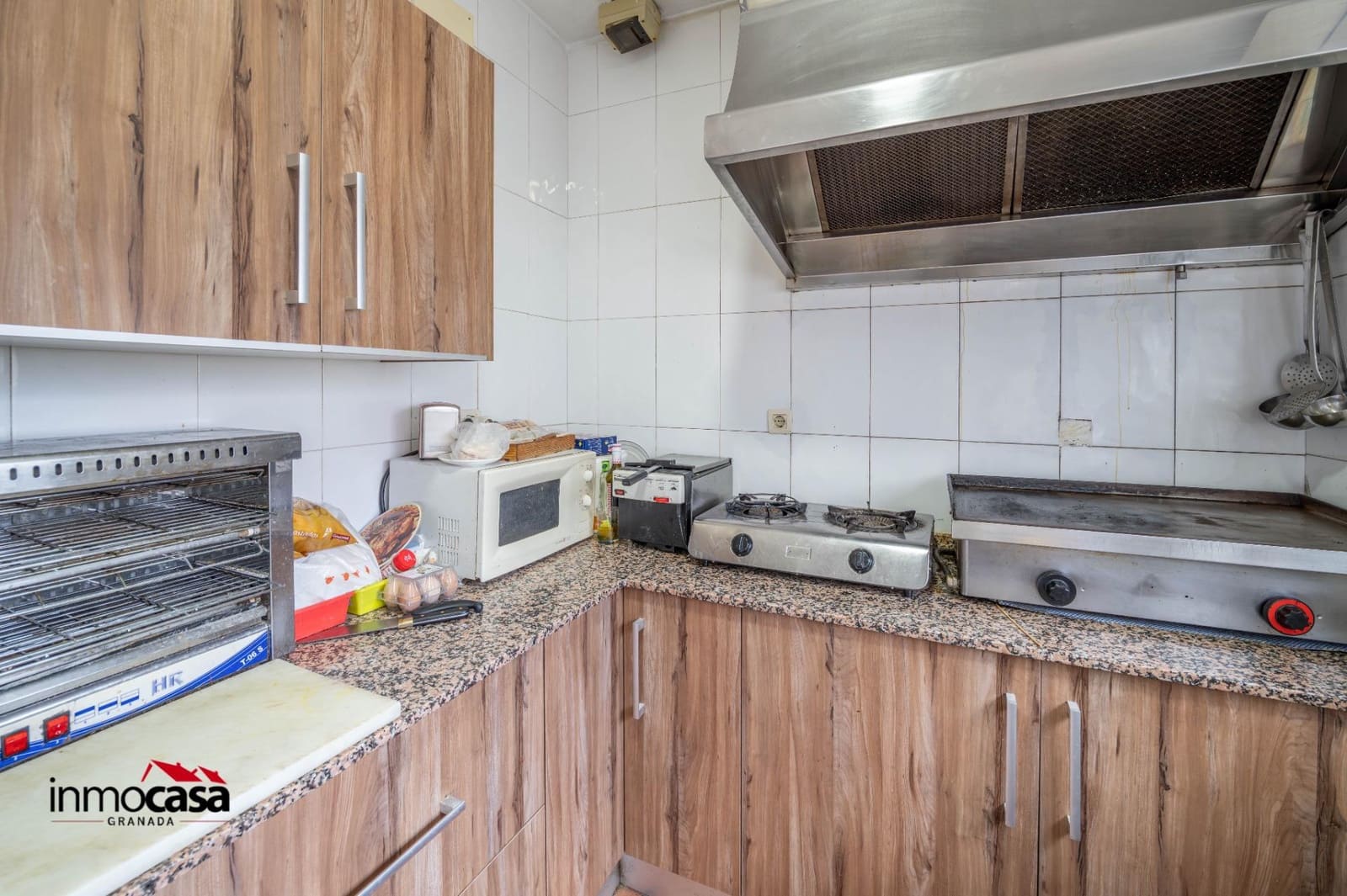 Business for sale in Armilla - € 100,000 (Ref: 9823045)