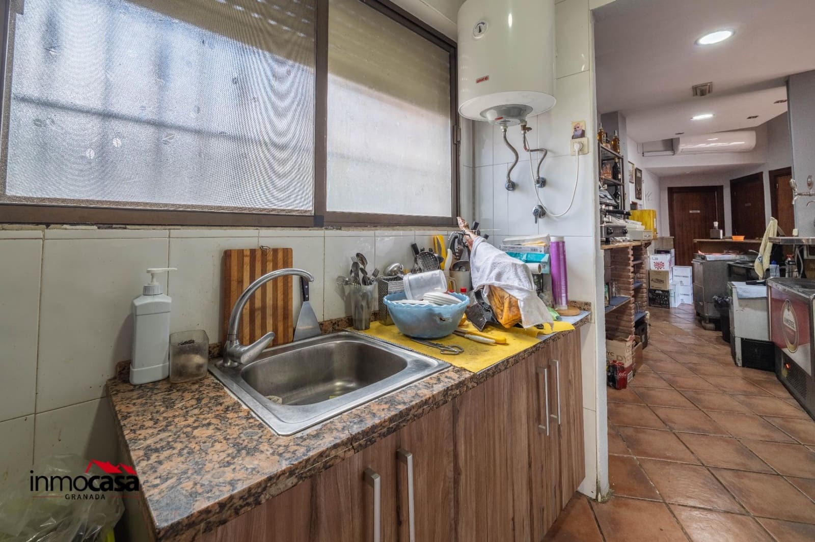 Business for sale in Armilla - € 100,000 (Ref: 9823045)