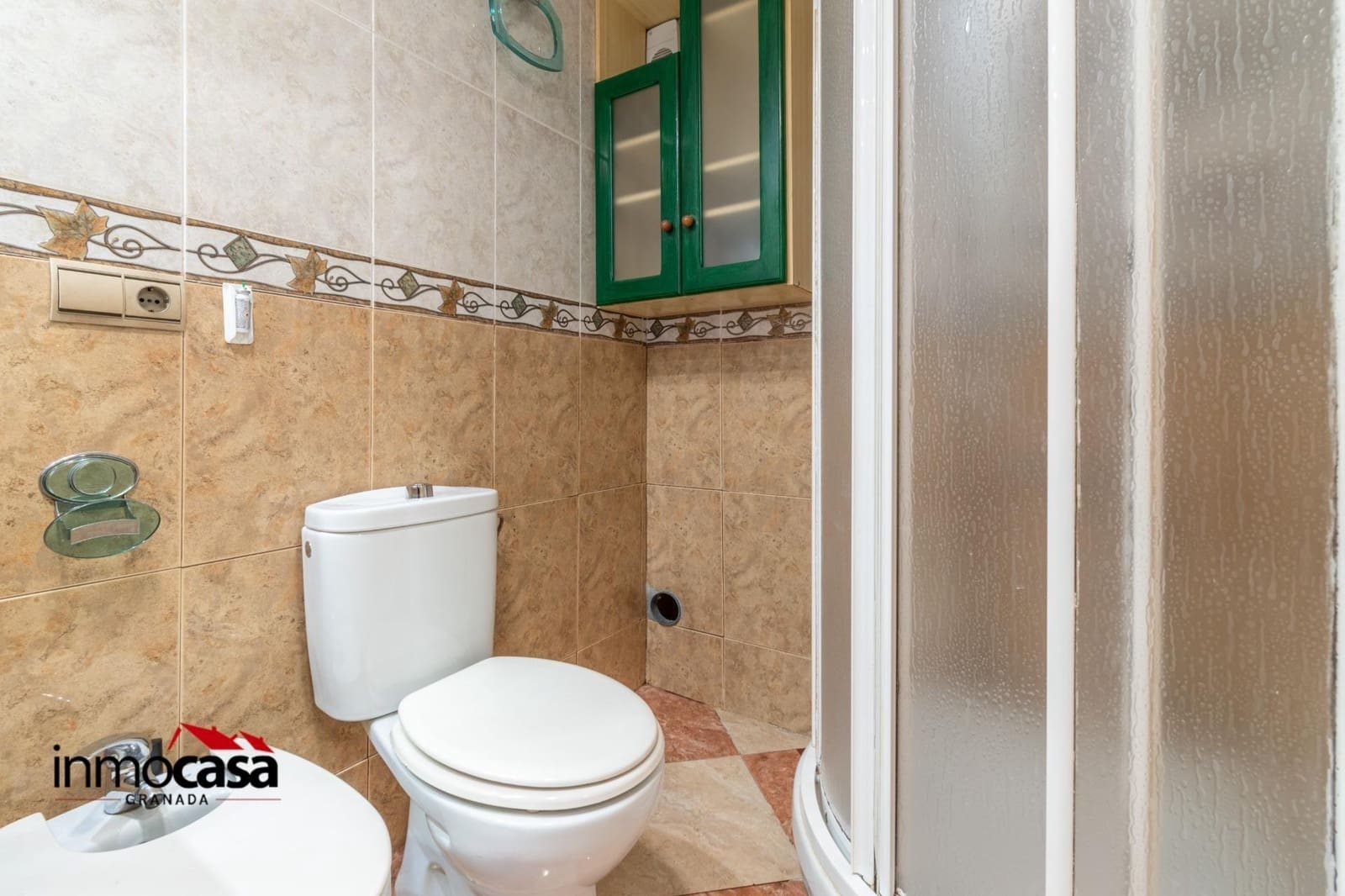 3 Zimmer Wohnung zu verkaufen in Granada Stadt - 129.000 € (Ref: 9823046)