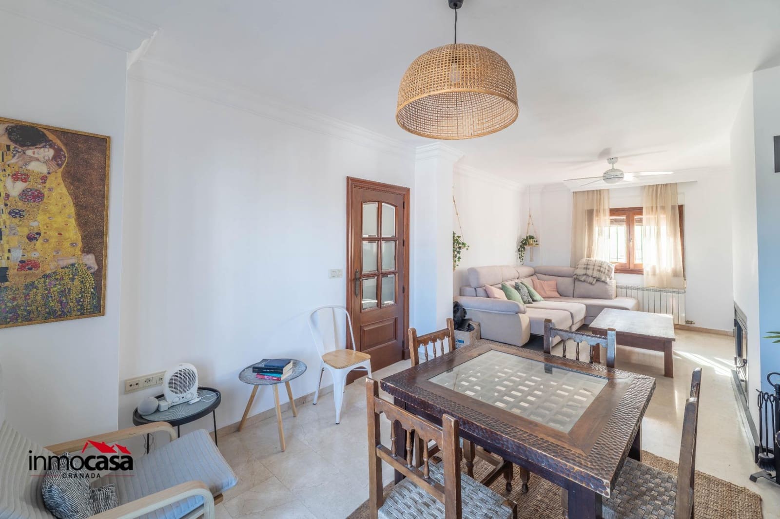 4 bedroom Villa for sale in Viznar with pool garage - € 339,000 (Ref: 9825407)