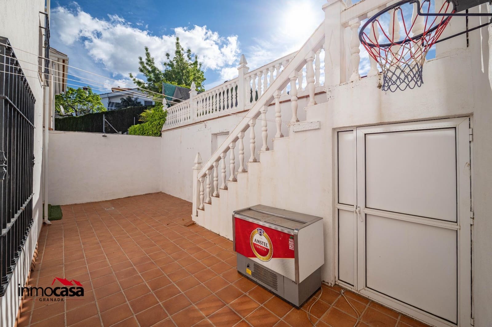 4 bedroom Villa for sale in Viznar with pool garage - € 339,000 (Ref: 9825407)