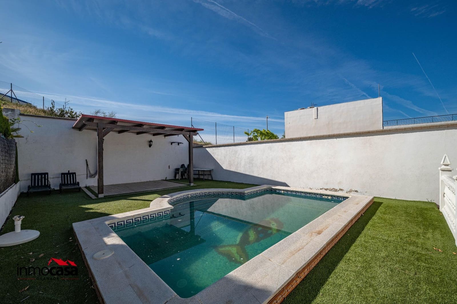 4 bedroom Villa for sale in Viznar with pool garage - € 339,000 (Ref: 9825407)