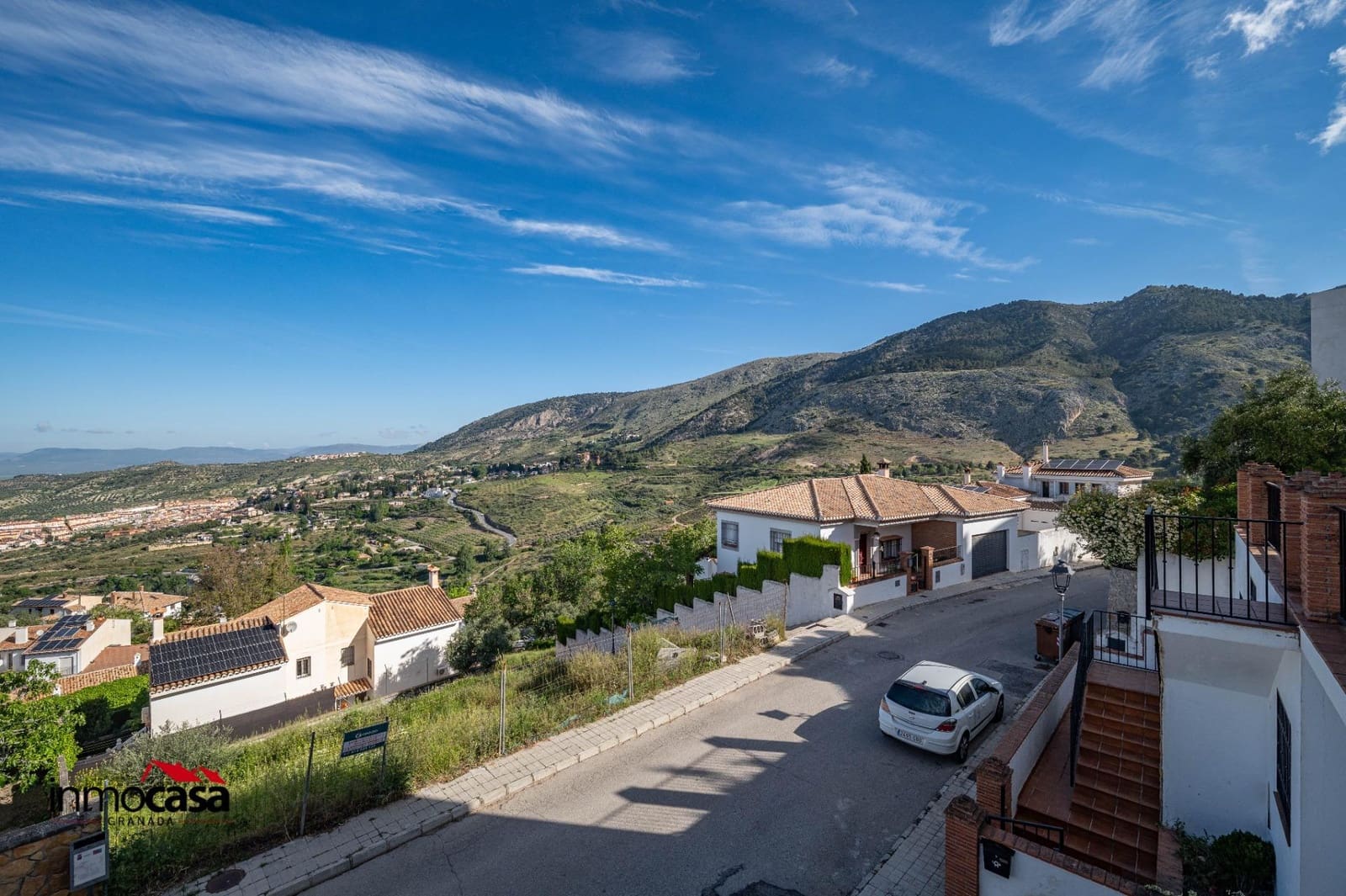 4 bedroom Villa for sale in Viznar with pool garage - € 339,000 (Ref: 9825407)