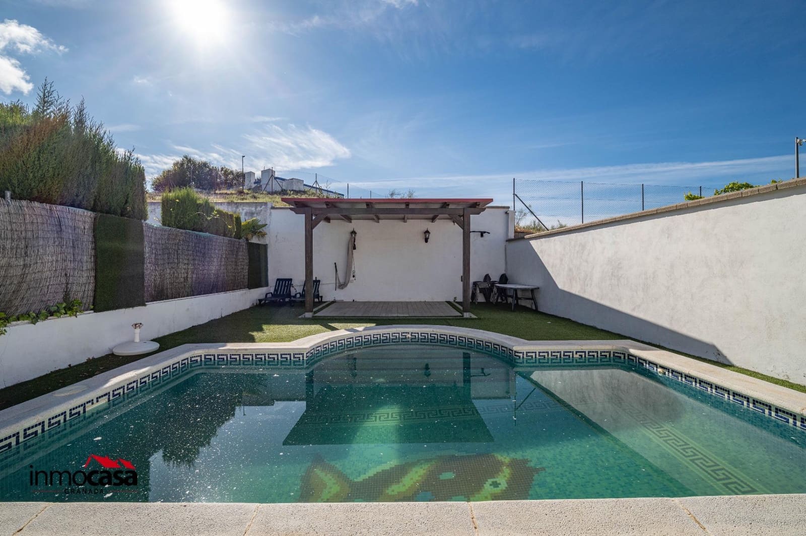 4 bedroom Villa for sale in Viznar with pool garage - € 339,000 (Ref: 9825407)