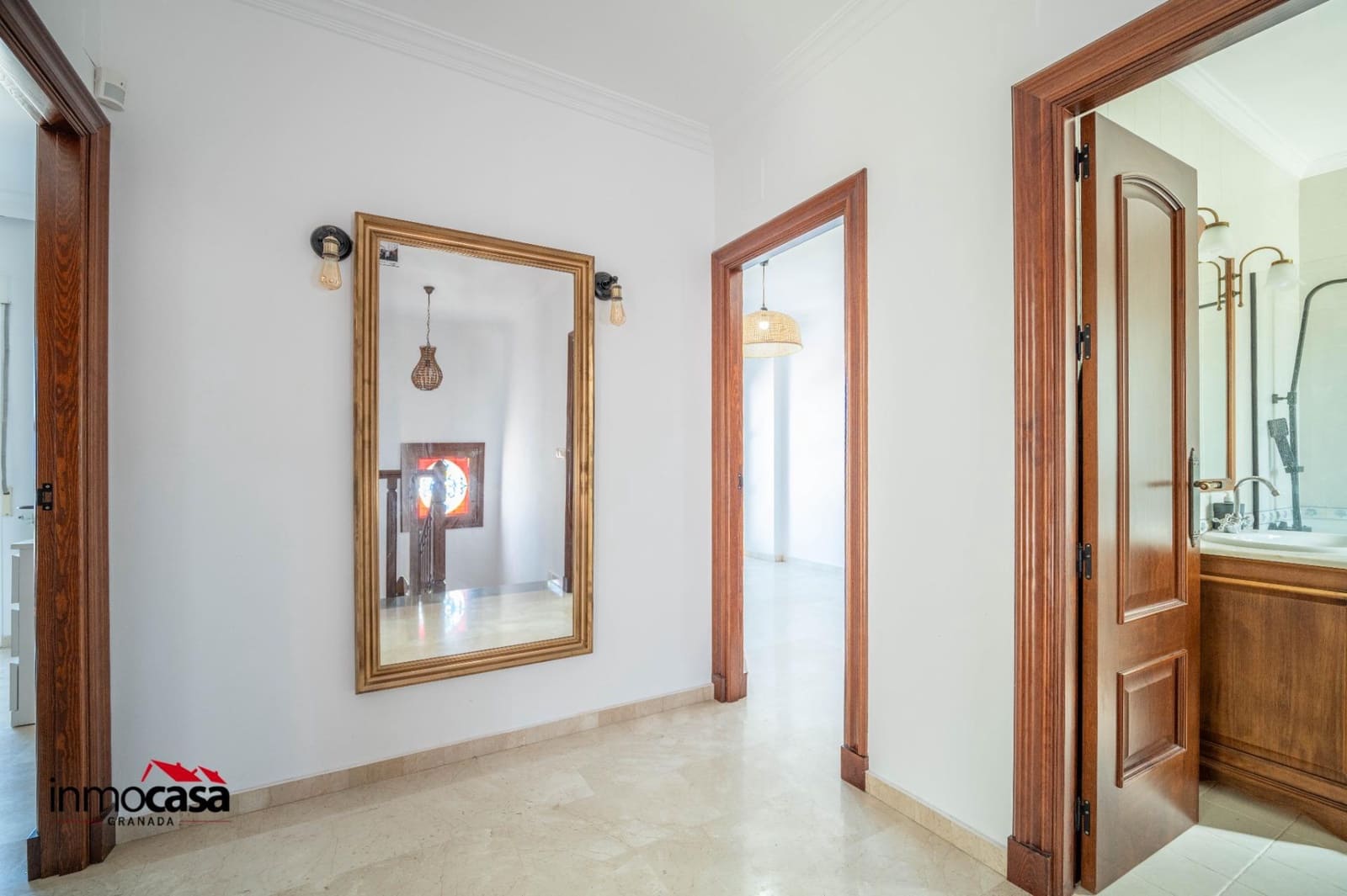 4 bedroom Villa for sale in Viznar with pool garage - € 339,000 (Ref: 9825407)