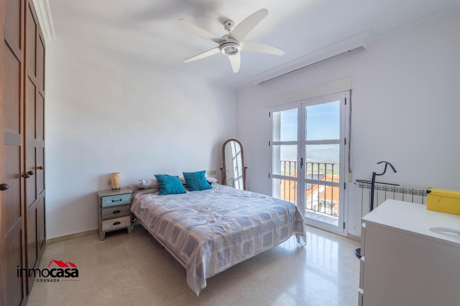 4 bedroom Villa for sale in Viznar with pool garage - € 339,000 (Ref: 9825407)