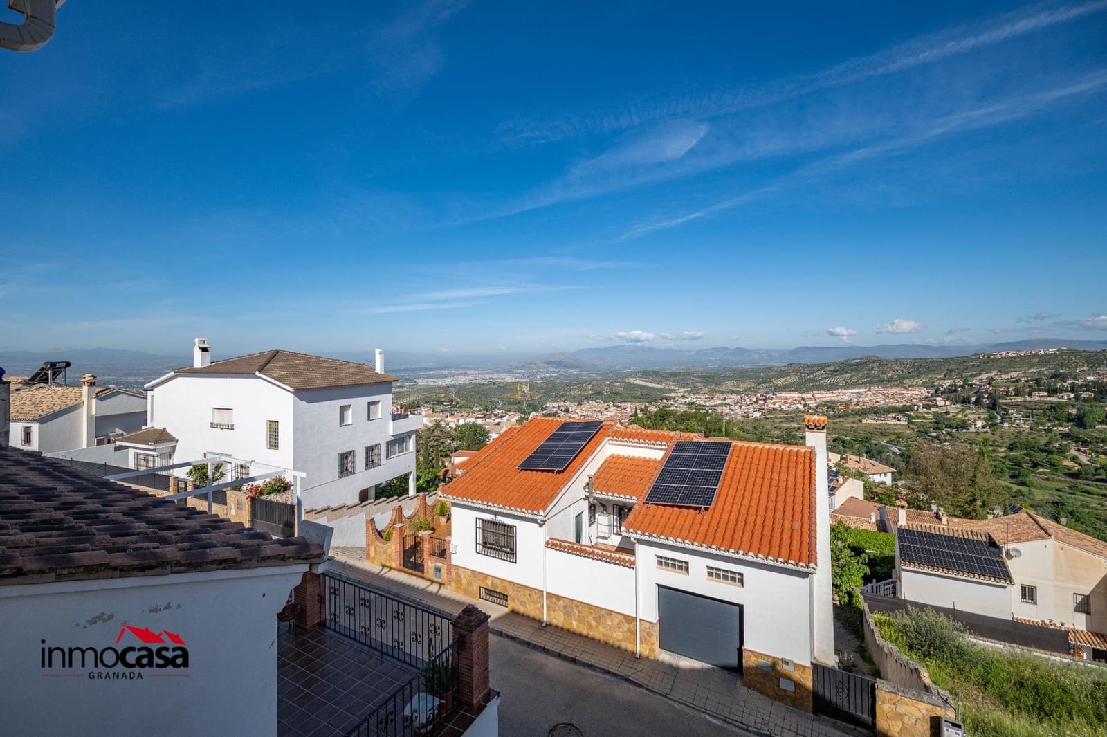 4 bedroom Villa for sale in Viznar with pool garage - € 339,000 (Ref: 9825407)