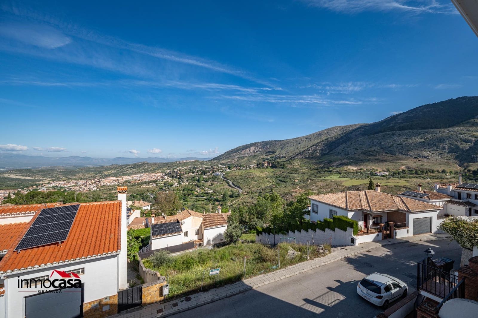 4 bedroom Villa for sale in Viznar with pool garage - € 339,000 (Ref: 9825407)