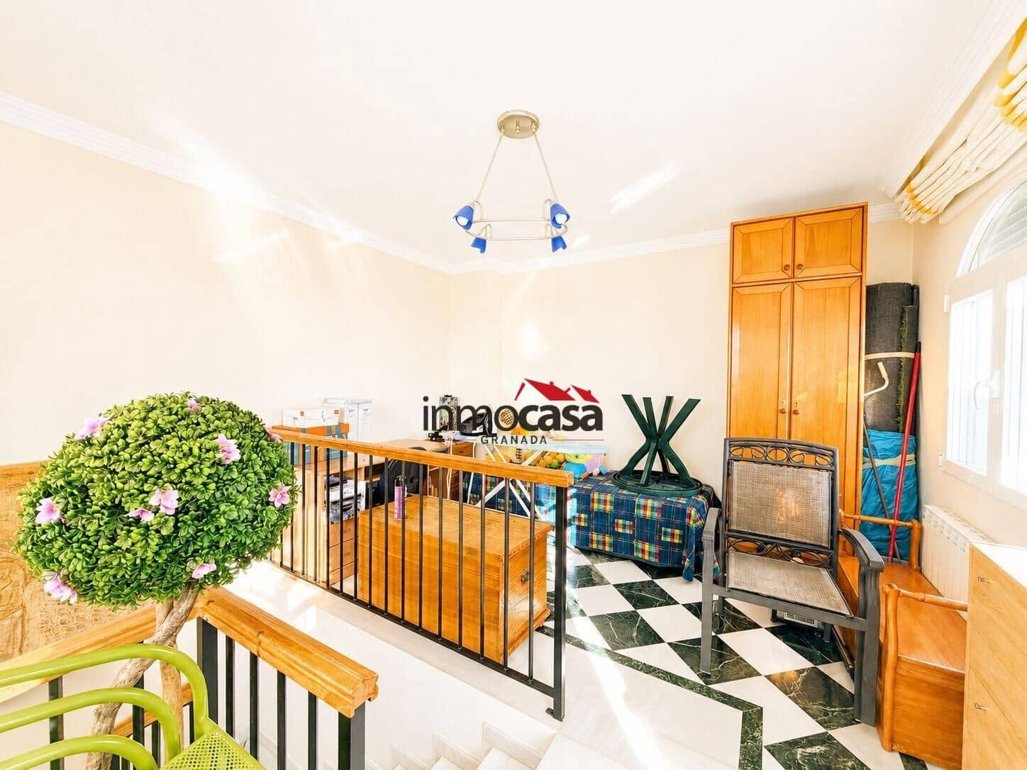 3 soverom Rekkehus til salgs i Cajar med garasje - € 278 000 (Ref: 9826611)