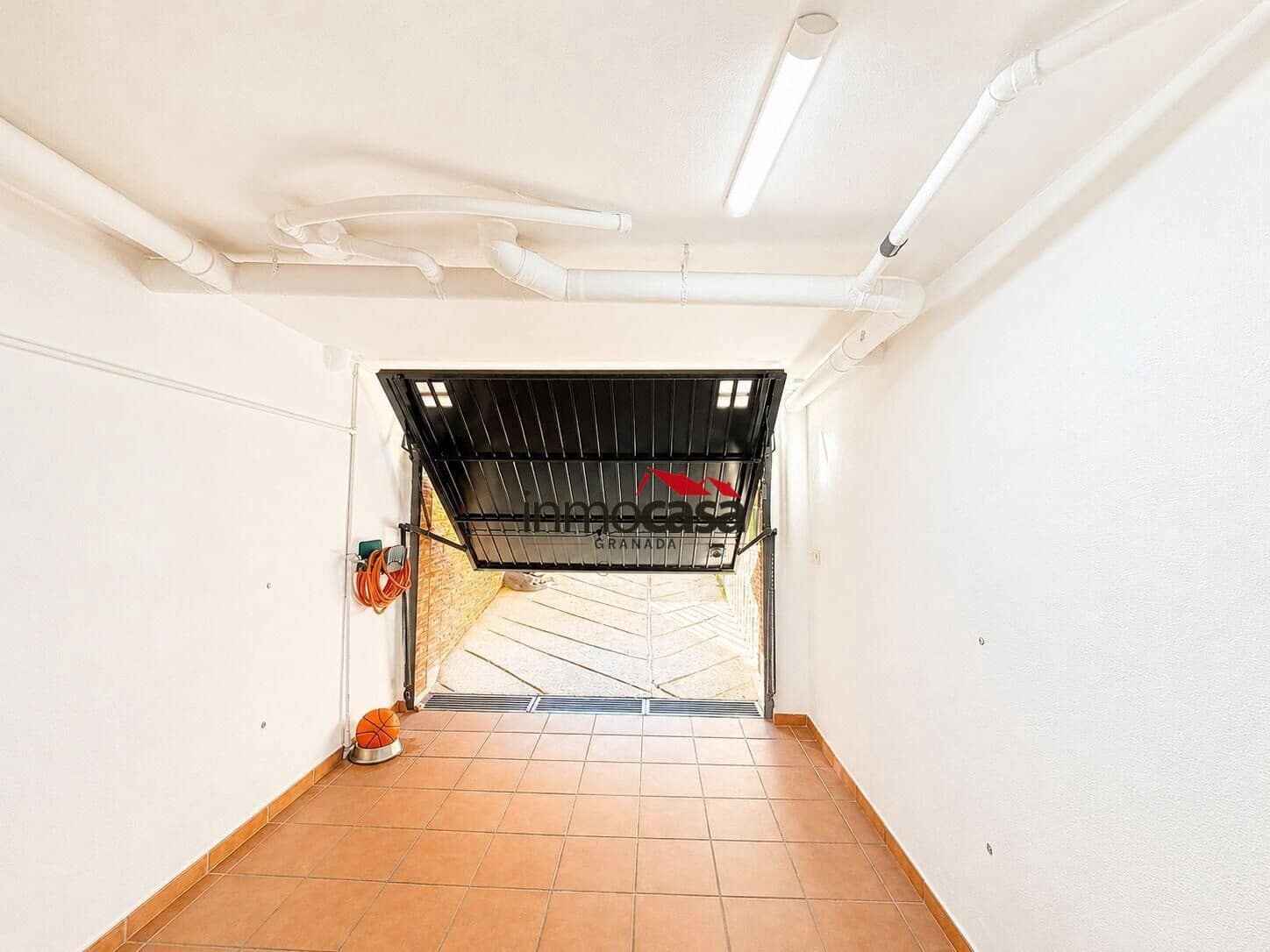 3 soverom Rekkehus til salgs i Cajar med garasje - € 278 000 (Ref: 9826611)