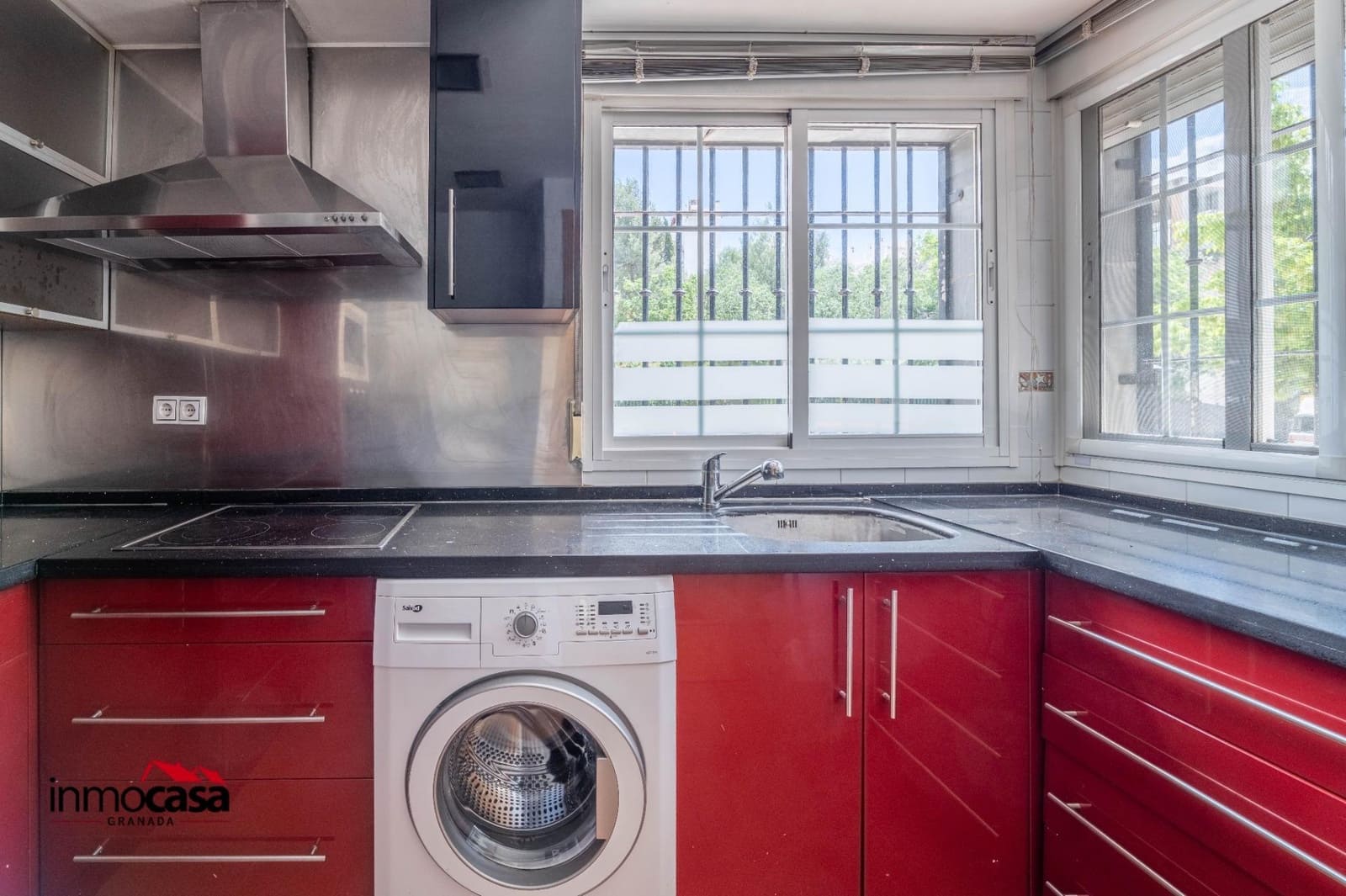3 soverom Kjedet enebolig til salgs i Huetor Vega med garasje - € 249 900 (Ref: 9831667)