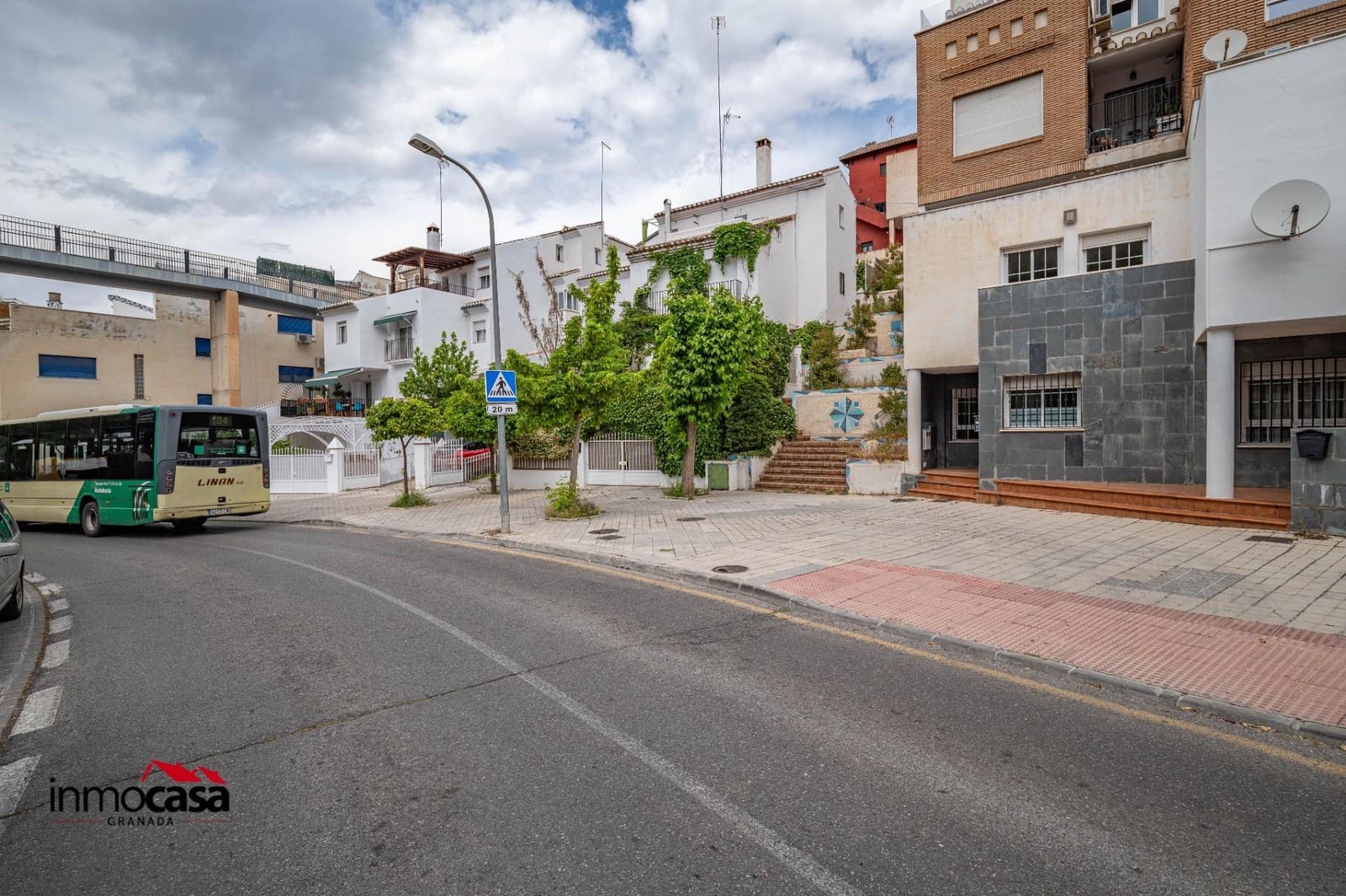 3 soverom Kjedet enebolig til salgs i Huetor Vega med garasje - € 249 900 (Ref: 9831667)