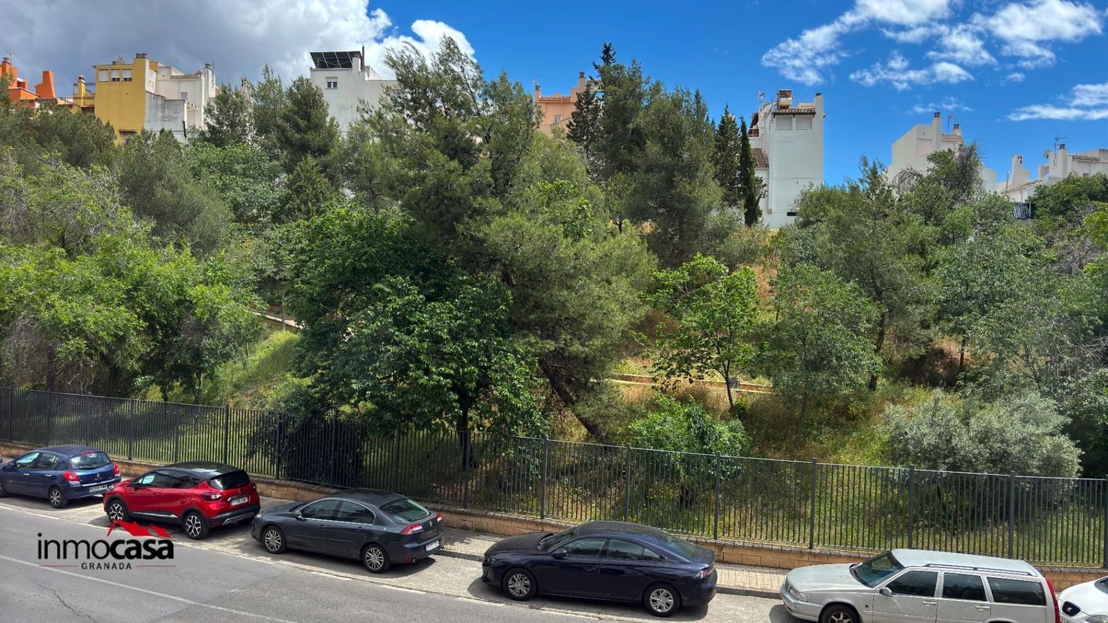 3 soverom Kjedet enebolig til salgs i Huetor Vega med garasje - € 249 900 (Ref: 9831667)
