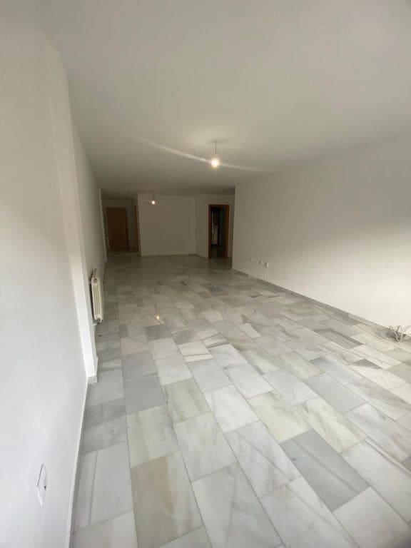 2 slaapkamer Appartement te huur in Armilla met zwembad garage - € 750 (Ref: 9833812)