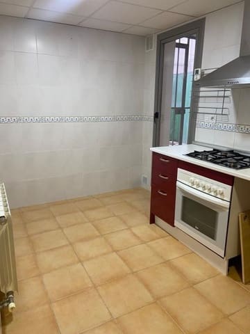 2 slaapkamer Appartement te huur in Armilla met zwembad garage - € 750 (Ref: 9833812)