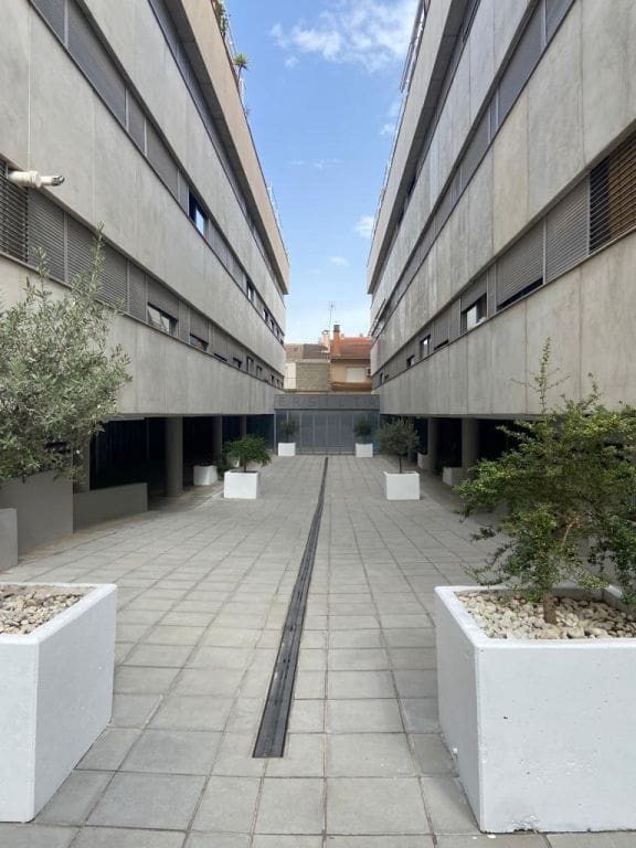 2 slaapkamer Appartement te huur in Armilla met zwembad garage - € 750 (Ref: 9833812)