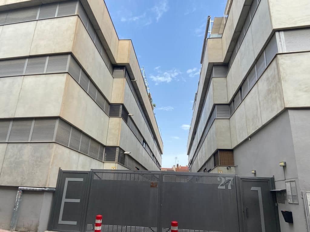 2 slaapkamer Appartement te huur in Armilla met zwembad garage - € 750 (Ref: 9833812)