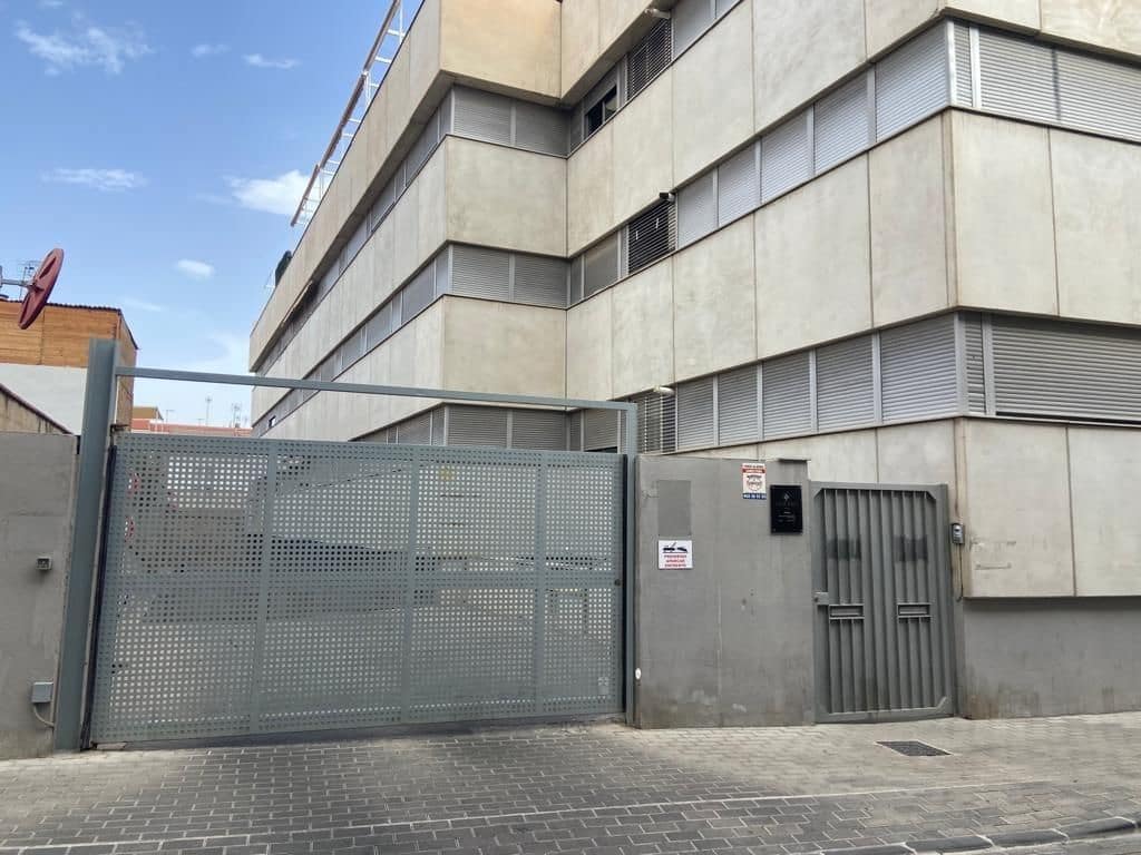 2 slaapkamer Appartement te huur in Armilla met zwembad garage - € 750 (Ref: 9833812)