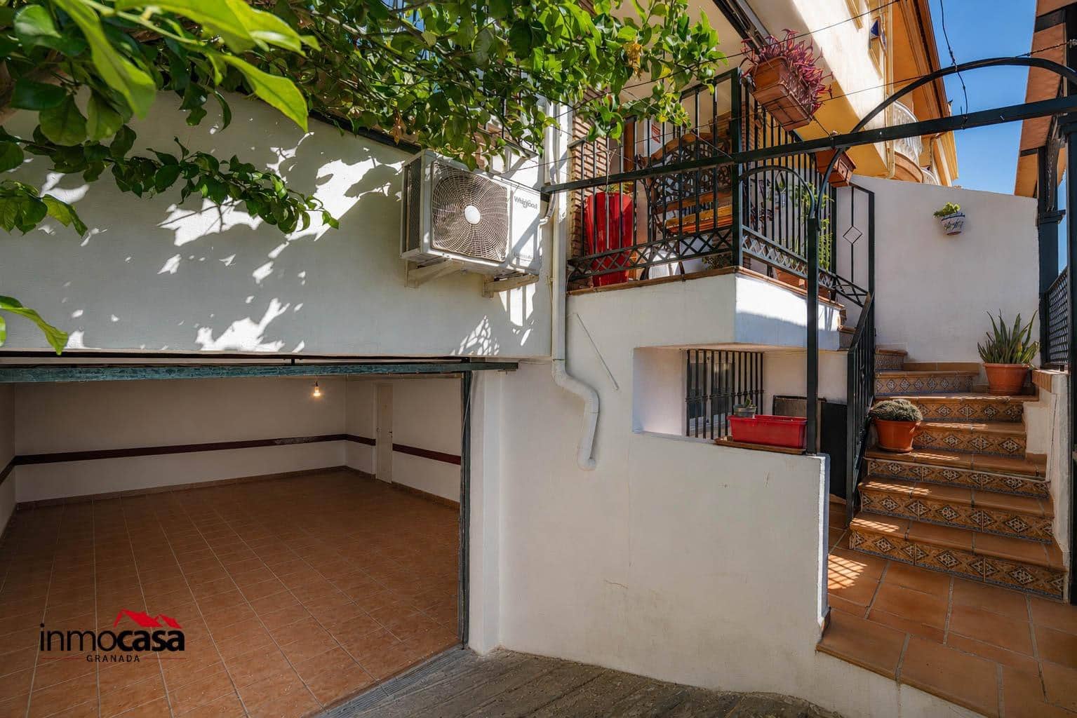 3 bedroom Terraced Villa for sale in Armilla with garage - € 340,000 (Ref: 9839445)