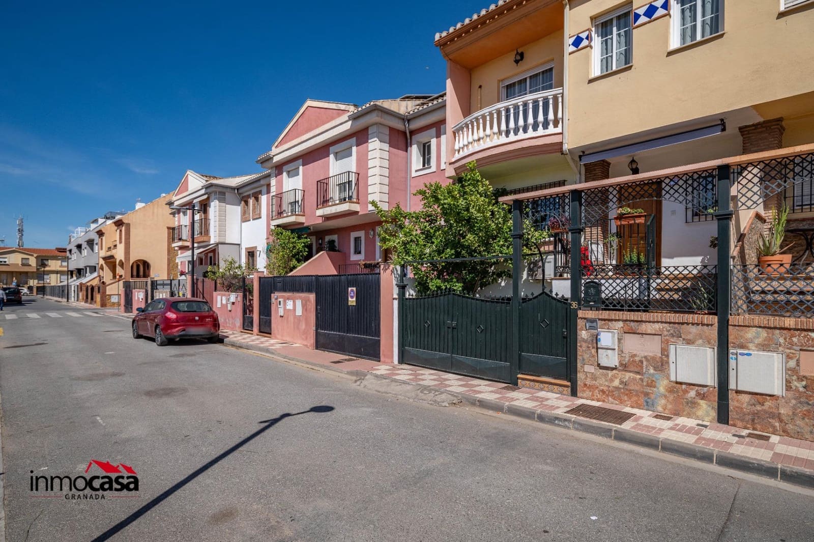 3 bedroom Terraced Villa for sale in Armilla with garage - € 340,000 (Ref: 9839445)
