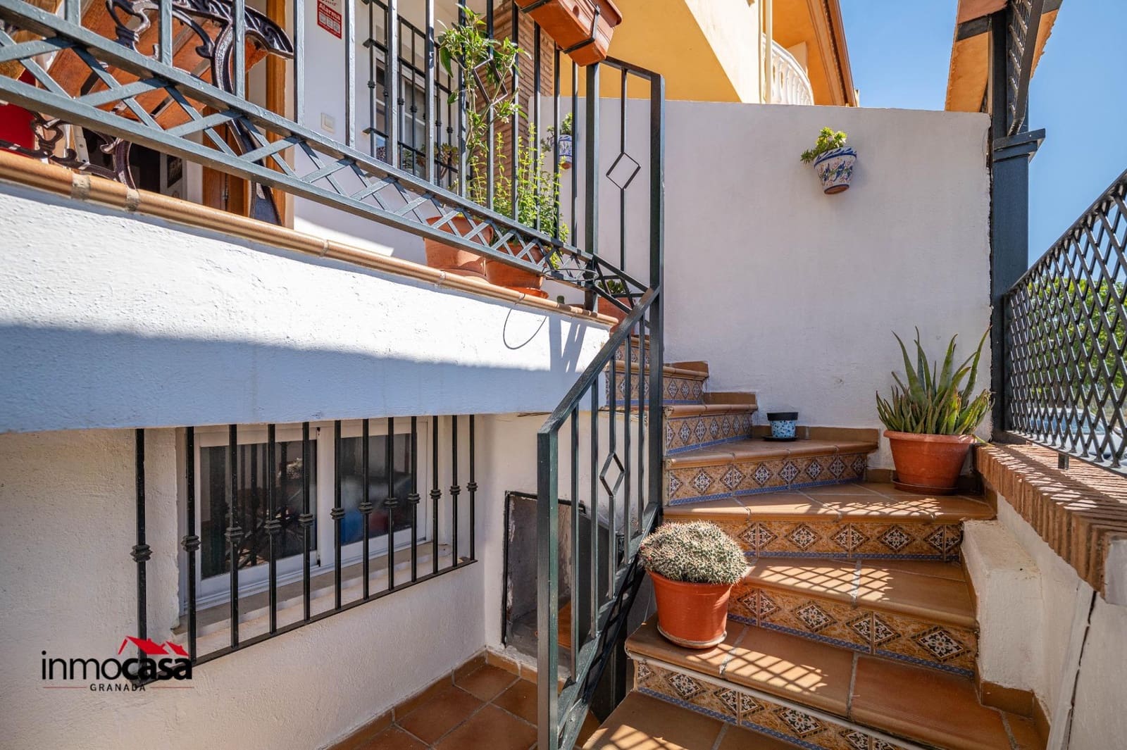 3 bedroom Terraced Villa for sale in Armilla with garage - € 340,000 (Ref: 9839445)