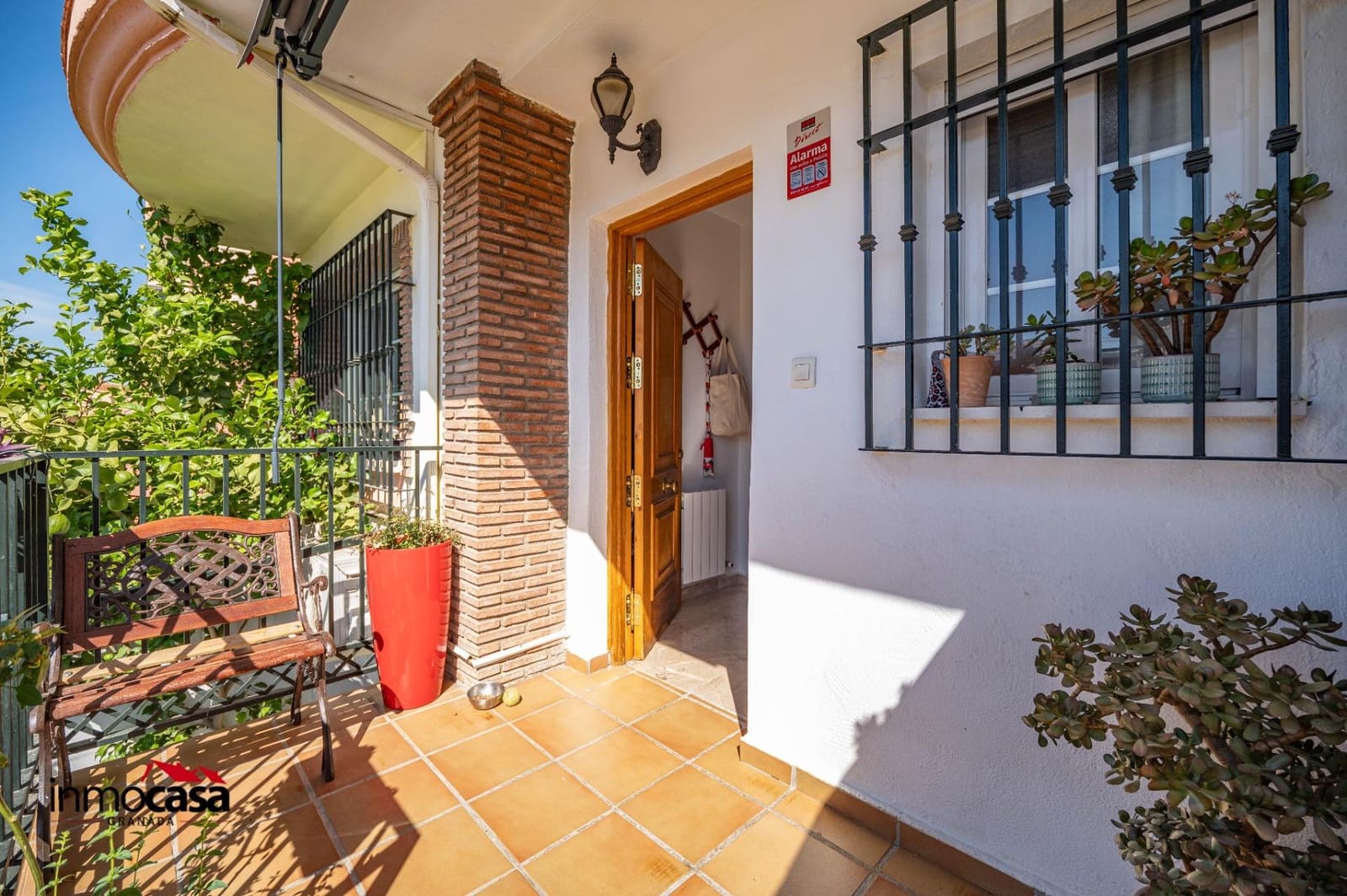 3 bedroom Terraced Villa for sale in Armilla with garage - € 340,000 (Ref: 9839445)