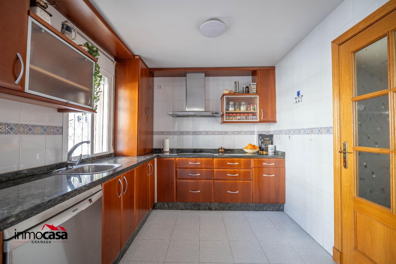 3 bedroom Terraced Villa for sale in Armilla with garage - € 340,000 (Ref: 9839445)