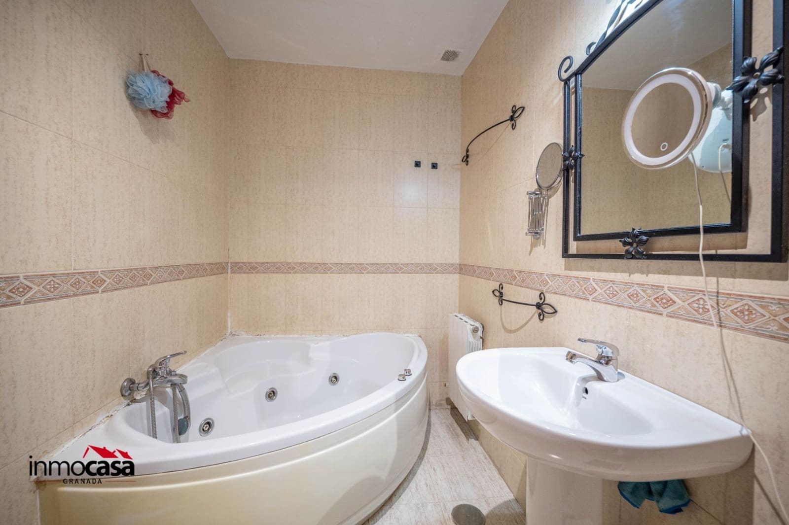 3 bedroom Terraced Villa for sale in Armilla with garage - € 340,000 (Ref: 9839445)
