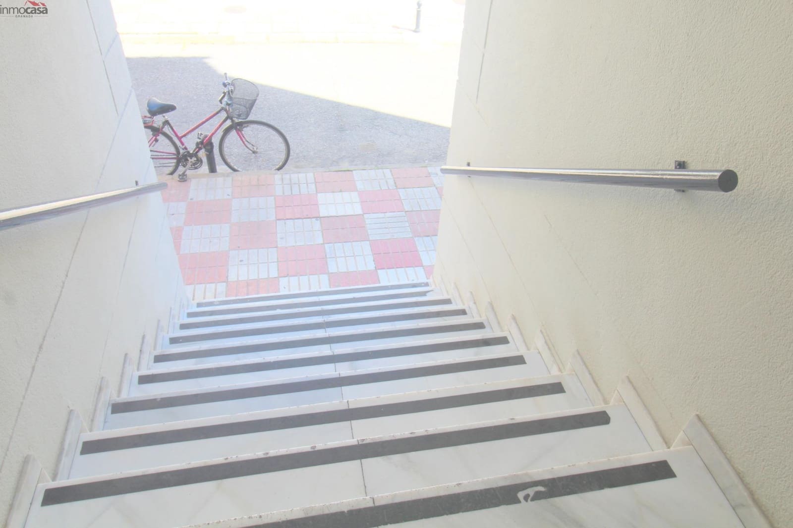 2 Zimmer Wohnung zu vermieten in Armilla - 700 € (Ref: 9839446)