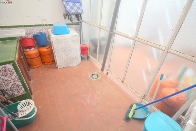 Piso de 2 habitaciones en Armilla en alquiler - 700 € (Ref: 9839446)