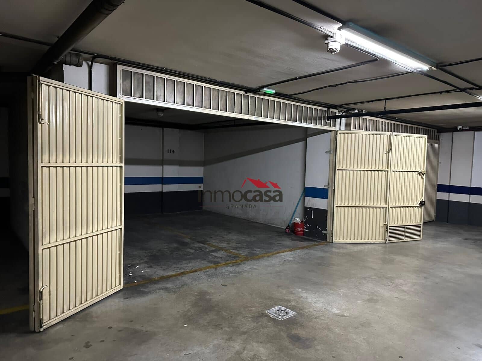 Garage for sale in Granada city - € 38,000 (Ref: 9839447)