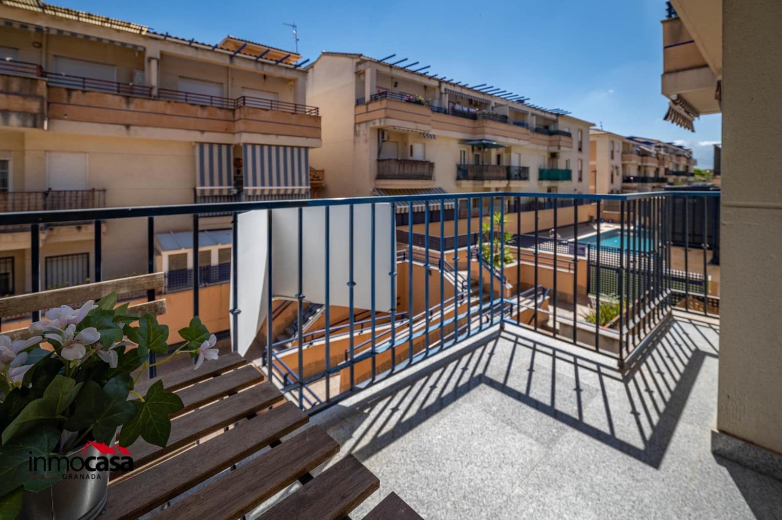3 soveværelse Lejlighed til salg i Las Gabias med swimmingpool garage - € 160.000 (Ref: 9855611)