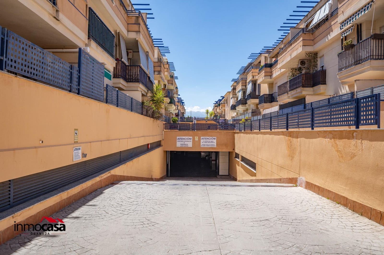 3 soveværelse Lejlighed til salg i Las Gabias med swimmingpool garage - € 160.000 (Ref: 9855611)