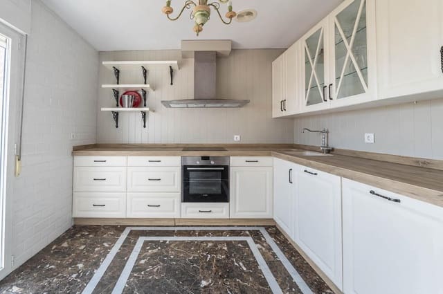 3 soveværelse Penthouse til salg i Maracena - € 260.000 (Ref: 9855612)