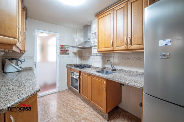 3 slaapkamer Rijtjeshuis te koop in Las Gabias - € 182.000 (Ref: 9861992)